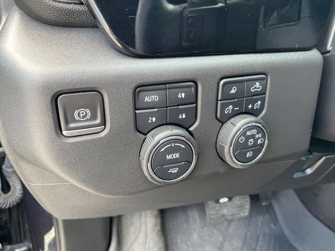 Used 2023 Chevrolet Silverado 1500 ZR2 AWD/4WD image 27