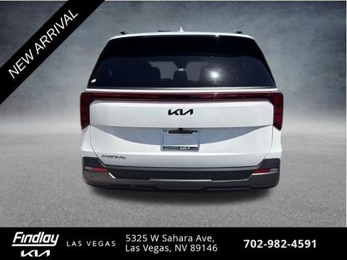 Certified 2026 Kia Carnival SX w/ SX Dark Edition Package FWD image 6