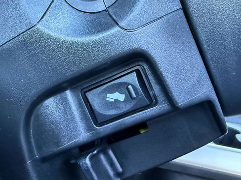 Used 2024 RAM 2500 Laramie w/ Safety Group image 20