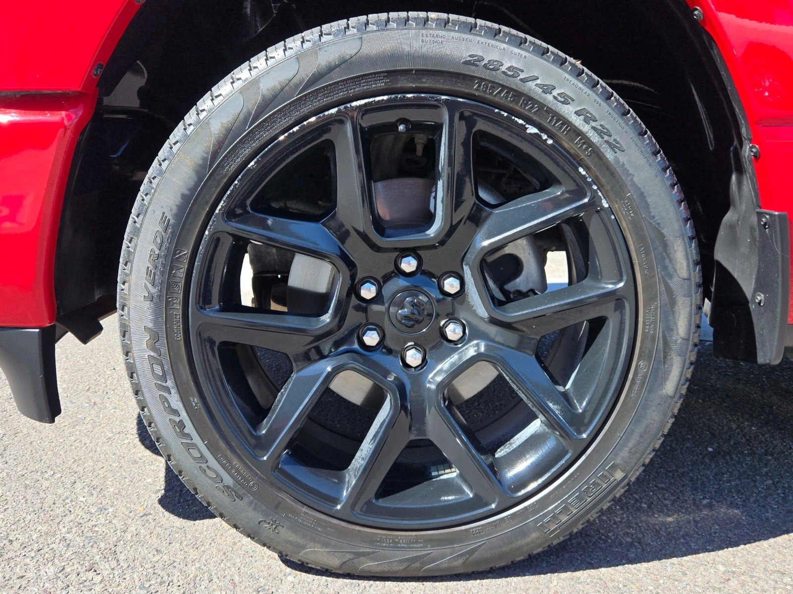 Used 2023 RAM 1500 Laramie AWD/4WD image 10