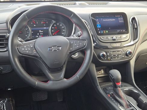 Used 2023 Chevrolet Equinox RS AWD/4WD image 18