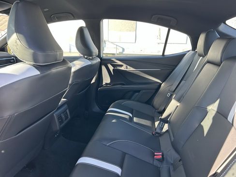 Certified 2025 Toyota Camry SE image 12