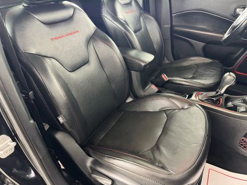 Used 2018 Jeep Compass Trailhawk w/ Leather Interior Group image 37