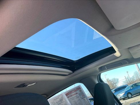 Used 2021 Honda HR-V EX image 20