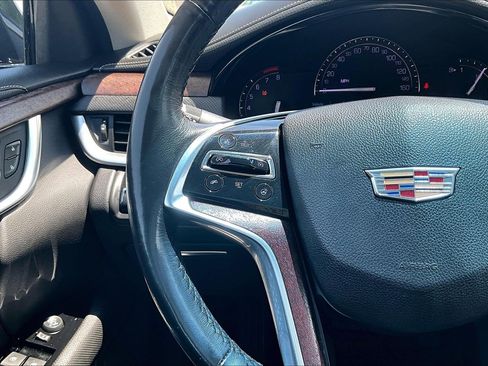 Used 2019 Cadillac XTS Luxury FWD image 11