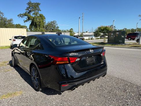 Used 2024 Nissan Altima 2.0 SR FWD image 7