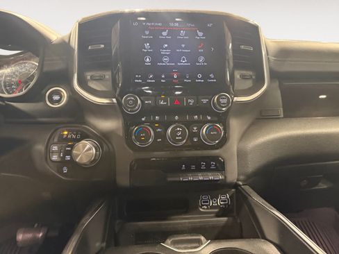 Used 2021 RAM 1500 Laramie AWD/4WD image 12