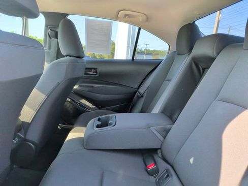 Used 2023 Toyota Corolla LE FWD image 28