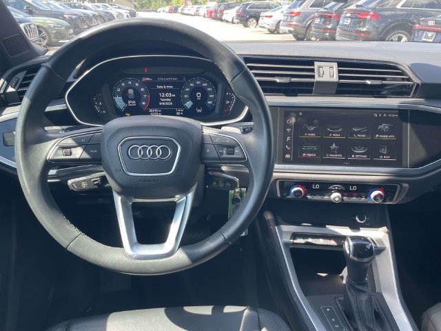 Certified 2025 Audi Q3 2.0T Premium AWD/4WD image 14