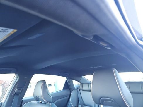 Used 2025 Toyota Crown XLE image 18