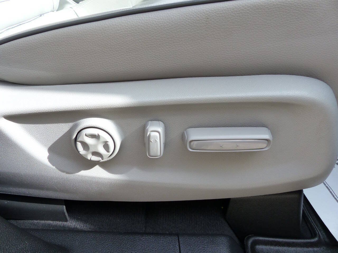 Used 2023 Honda Odyssey Elite image 62