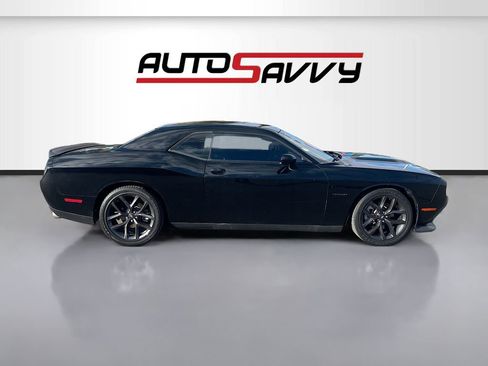 Used 2021 Dodge Challenger R/T w/ Blacktop Package image 8