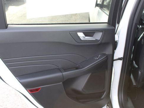 New 2026 Ford Escape Platinum image 18