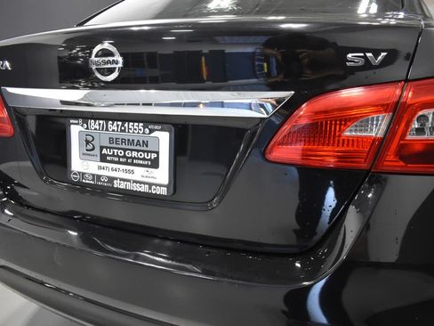 Used 2018 Nissan Sentra SV FWD image 12