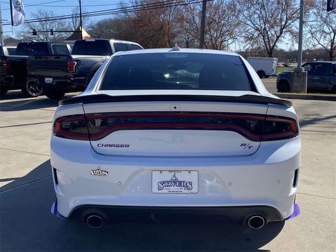 Used 2022 Dodge Charger R/T w/ Blacktop Package image 41