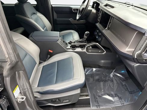 Used 2023 Ford Bronco Outer Banks image 19