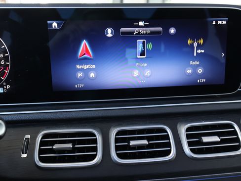 Certified 2025 Mercedes-Benz GLE 450e 4MATIC image 37