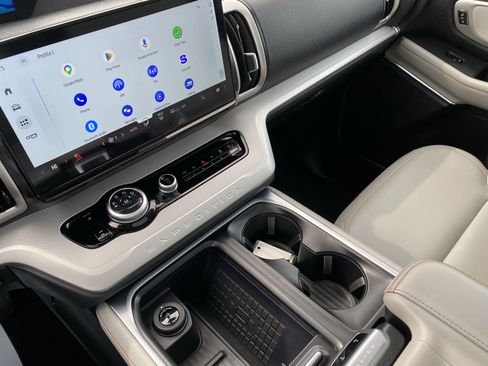 Used 2025 Ford Expedition Max Active image 17