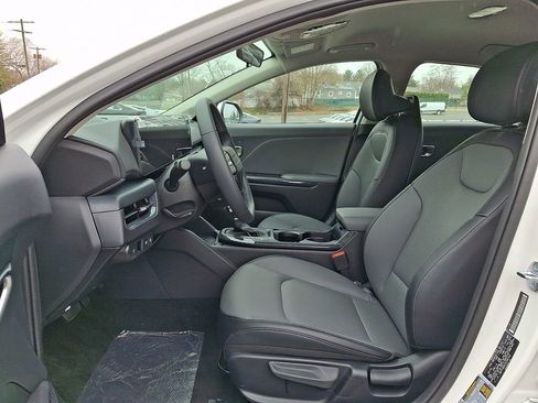 New 2026 Kia K4 GT-Line Turbo FWD image 6
