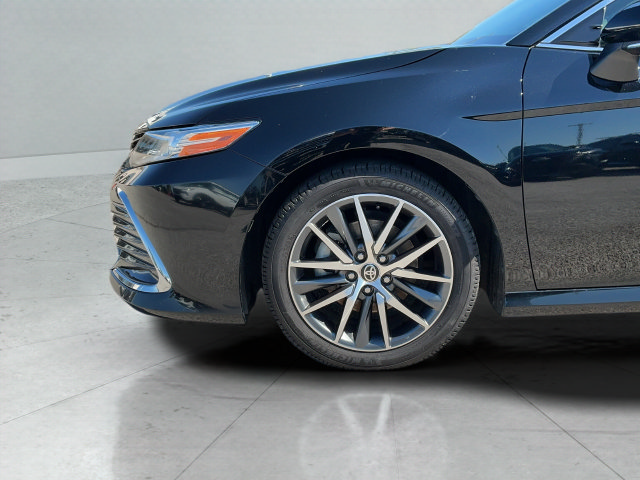 Used 2024 Toyota Camry XLE FWD image 25