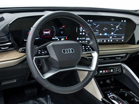 New 2025 Audi Q5 2.0T Premium image 9