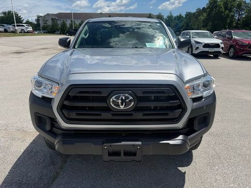 Used 2019 Toyota Tacoma SR RWD image 3