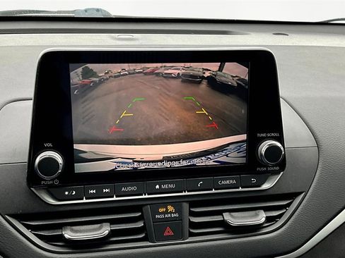 Used 2022 Nissan Altima 2.5 SV image 21