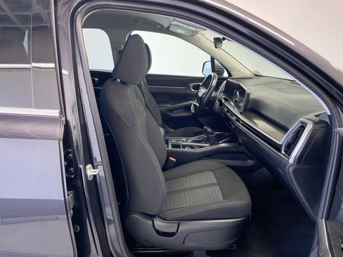 Certified 2026 Kia Sorento LX FWD image 28