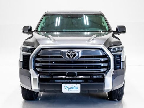 Used 2024 Toyota Tundra Limited AWD/4WD image 4