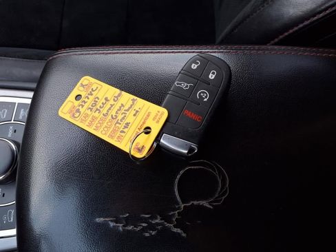 Used 2017 Jeep Grand Cherokee Trailhawk image 22