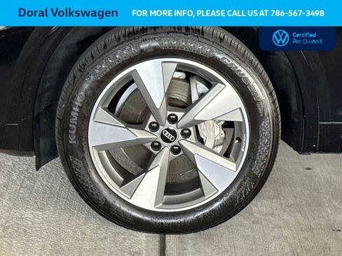 Used 2023 Audi Q5 2.0T Premium Plus w/ Premium Plus Package AWD/4WD image 11