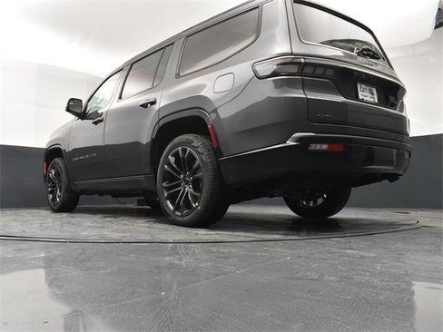 New 2026 Jeep Grand Wagoneer Summit image 22