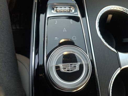 Used 2024 Cadillac Lyriq Luxury image 22