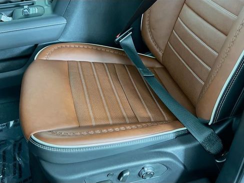 Certified 2025 GMC Sierra 2500 Denali Ultimate image 19