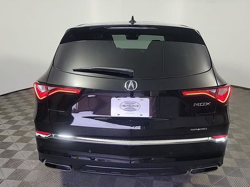 Used 2023 Acura MDX SH-AWD w/ Technology Package image 5