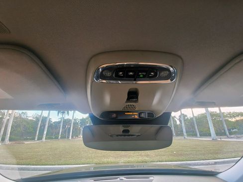 Used 2016 Volvo XC90 T6 Momentum image 23