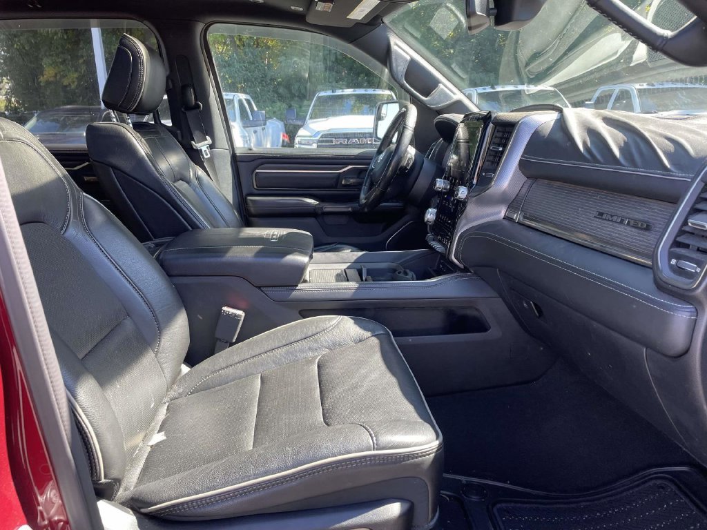 Used 2019 RAM 1500 Limited w/ Body Color Bumper Group AWD/4WD image 11