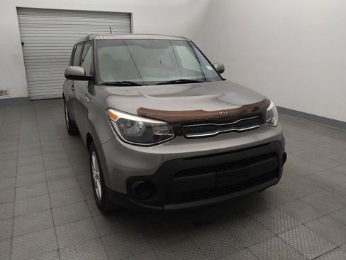 Used 2019 Kia Soul FWD image 14