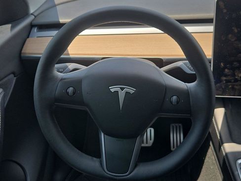 Used 2022 Tesla Model Y Performance AWD/4WD image 14