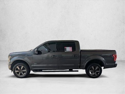 Used 2017 Ford F150 XLT w/ Equipment Group 302A Luxury AWD/4WD image 9