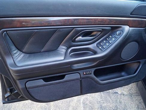 Used 1998 BMW 735i image 20