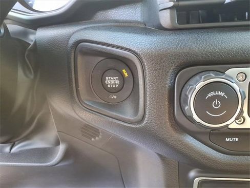 Used 2024 Jeep Wrangler Sport S image 21