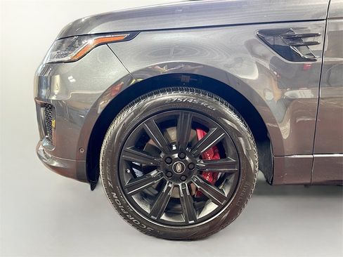Used 2021 Land Rover Range Rover Sport HST image 10
