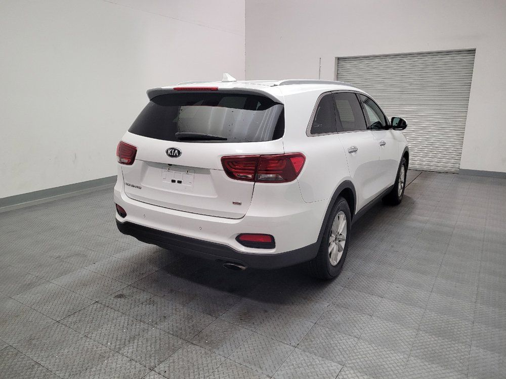 Used 2019 Kia Sorento FWD w/ LX Convenience Package image 9
