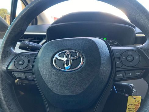 Used 2024 Toyota Corolla LE FWD image 16