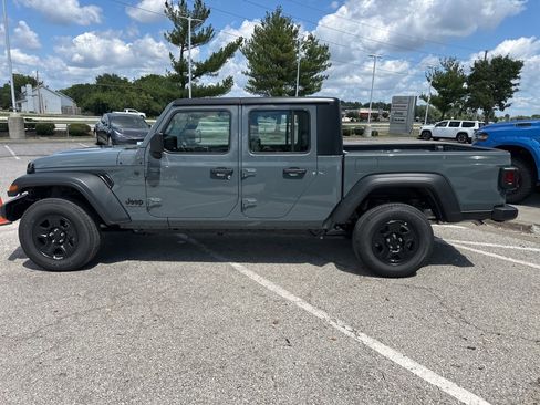 New 2025 Jeep Gladiator Sport image 19