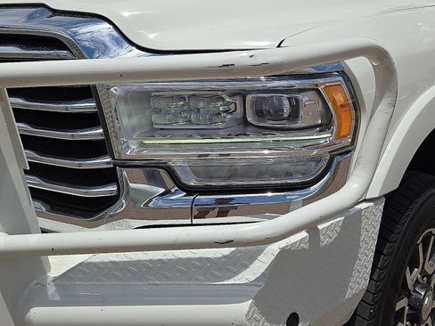 Used 2024 RAM 2500 Limited AWD/4WD image 10