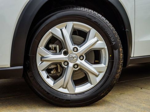 Used 2024 Honda HR-V LX image 3