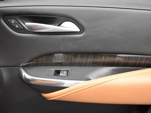 Used 2023 Cadillac XT4 Premium Luxury w/ Technology Package image 30