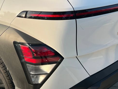 Used 2026 Hyundai Kona SEL Sport AWD/4WD image 13